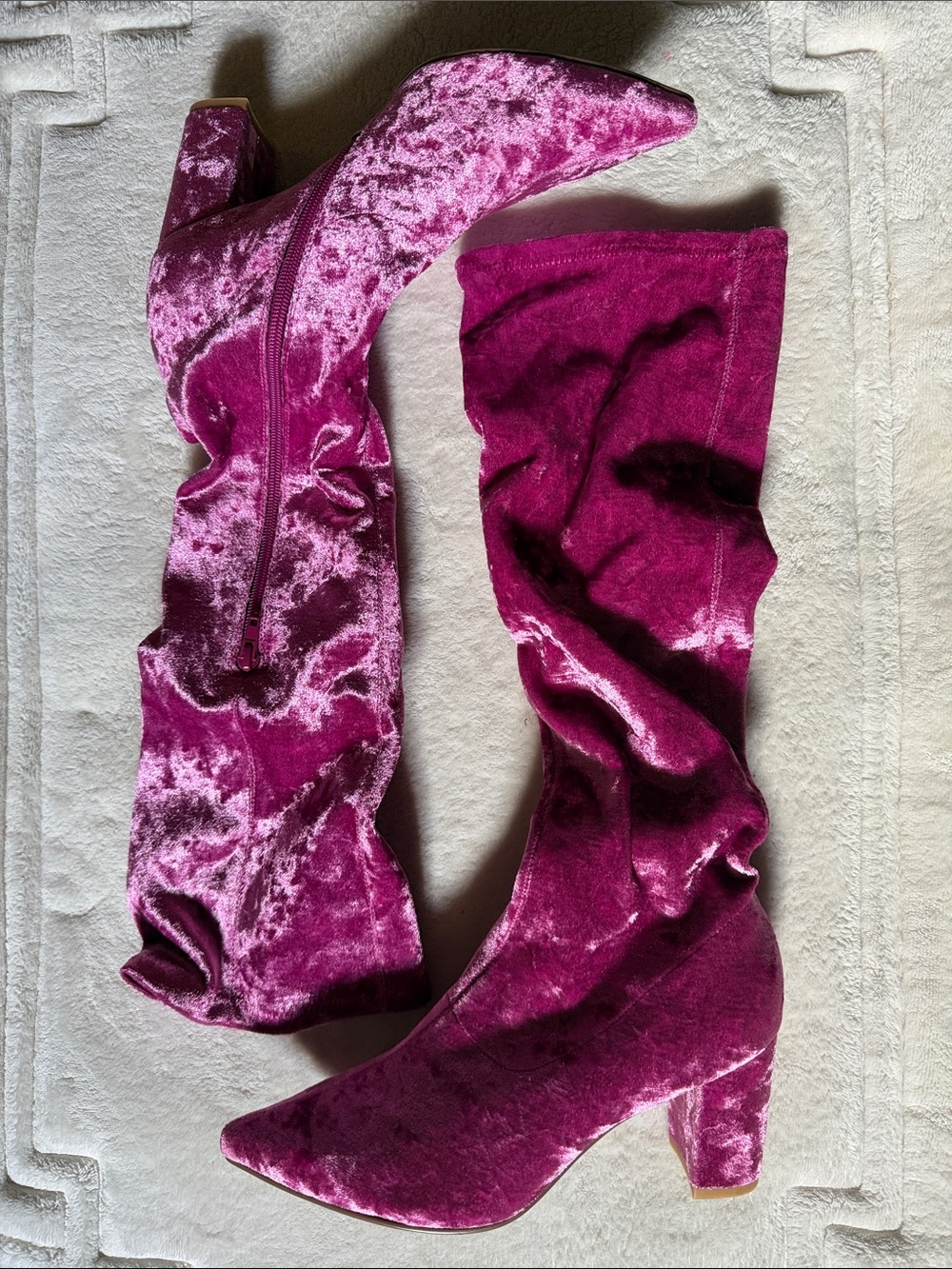 Velvet heeled Boots - Magenta